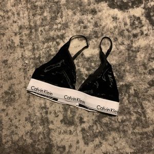 Calvin Klein Crushed Velvet Bralette